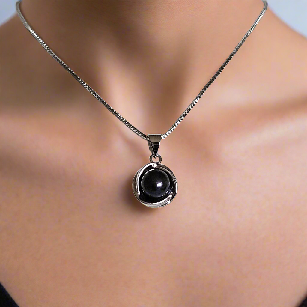 Midnight Elegance: Freshwater Black Pearl, Sterling Silver Pendant Necklace