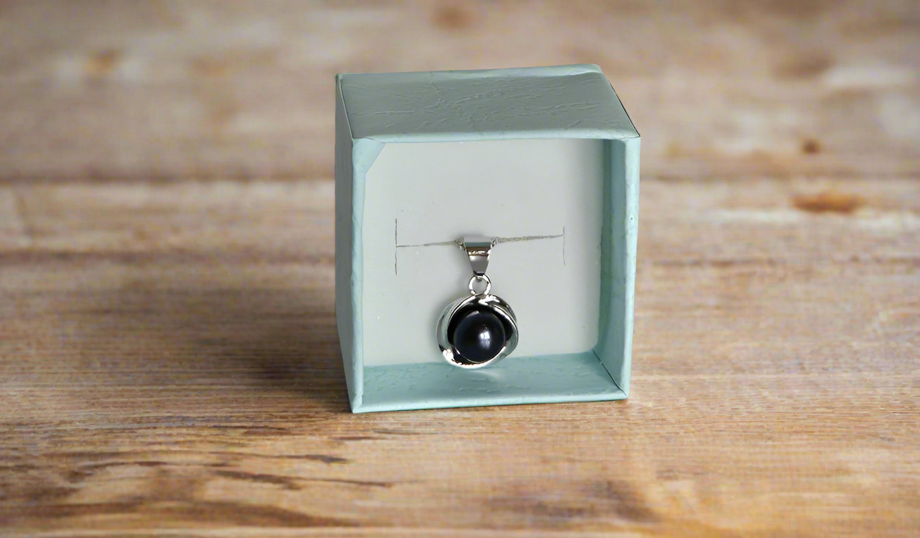 Midnight Elegance: Freshwater Black Pearl, Sterling Silver Pendant Necklace