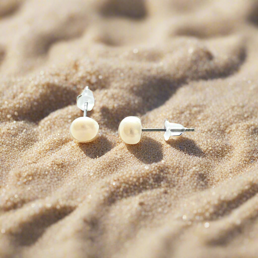 Classic Sophistication: Pearl Stud Earrings